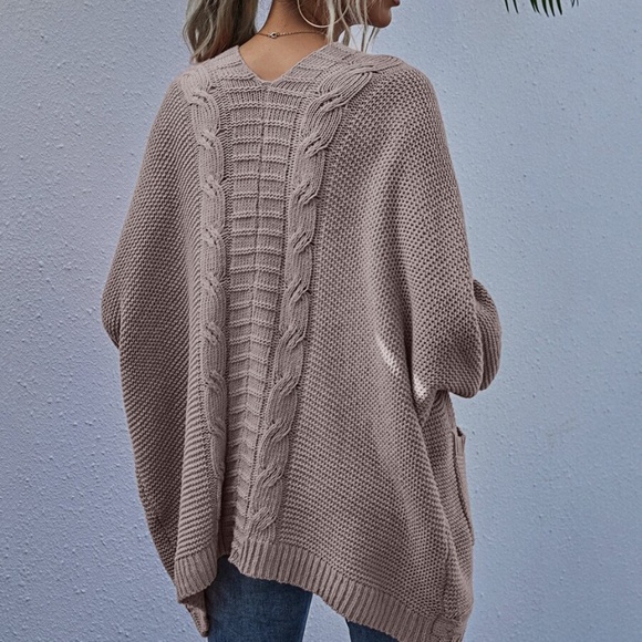 Cozy  Chunky Knit Oversized Open Front Cardigan - Picture 5 of 7